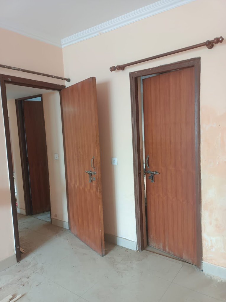 Chandeshwar Sharma Carpenter in Noida, Uttar Pradesh