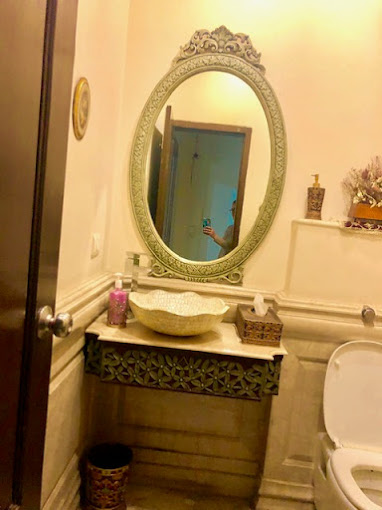 Sunil Meenakshi Mehra Interior Designer in South Delhi