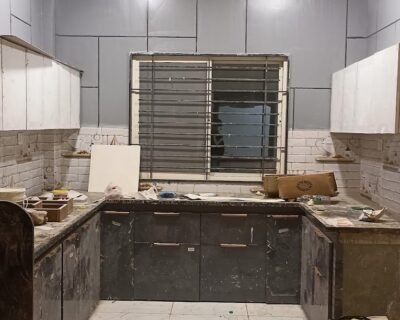 Mukesh Carpenter in Indore, Madhya Pradesh