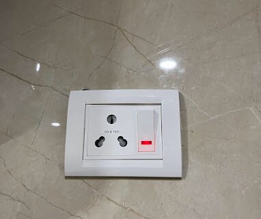 Rudraksh-electrician-services-in-Chandigarh-laber