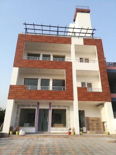 Rajesh House painting services in Lucknow, Uttar Pradesh