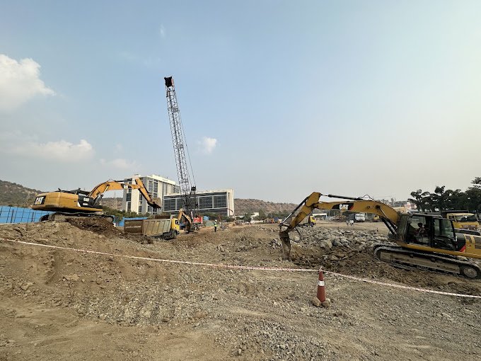 Vishalearthmovers Earth Filling Contractors in Mumbai, Maharashtra