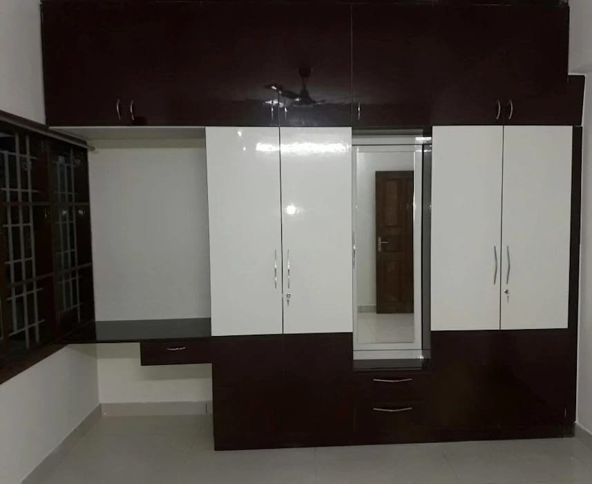 A.K Carpenter in Howrah, West Bengal