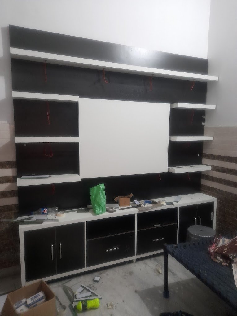 Arjun – Furniture Carpenter in Meerut, Uttar Pradesh