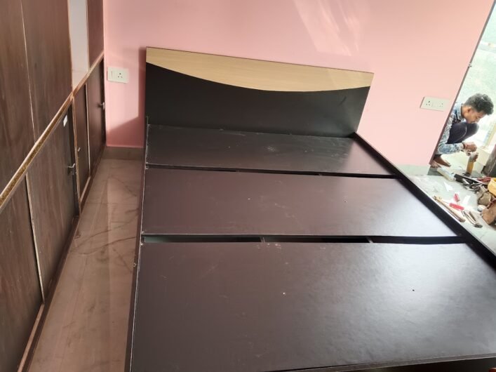 Indrajeet Kumar – Carpenter in Varanasi, Uttar Pradesh
