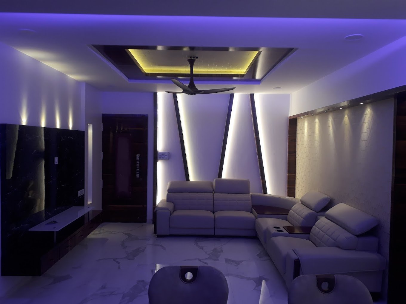 Jay House electrician in Nashik, Maharashtra