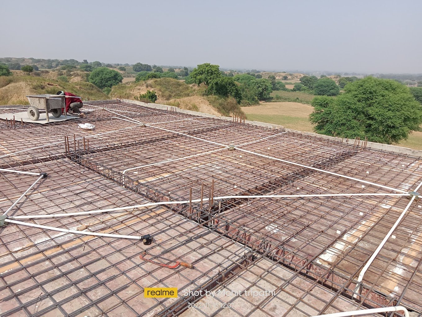 Mohit Tripathi electrician in Jalaun, Uttar Pradesh