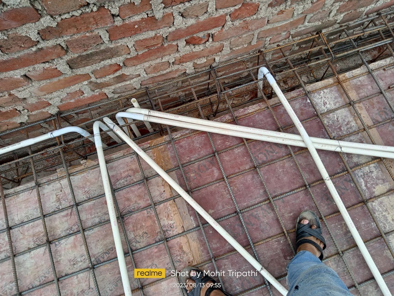 Mohit Tripathi electrician in Jalaun, Uttar Pradesh