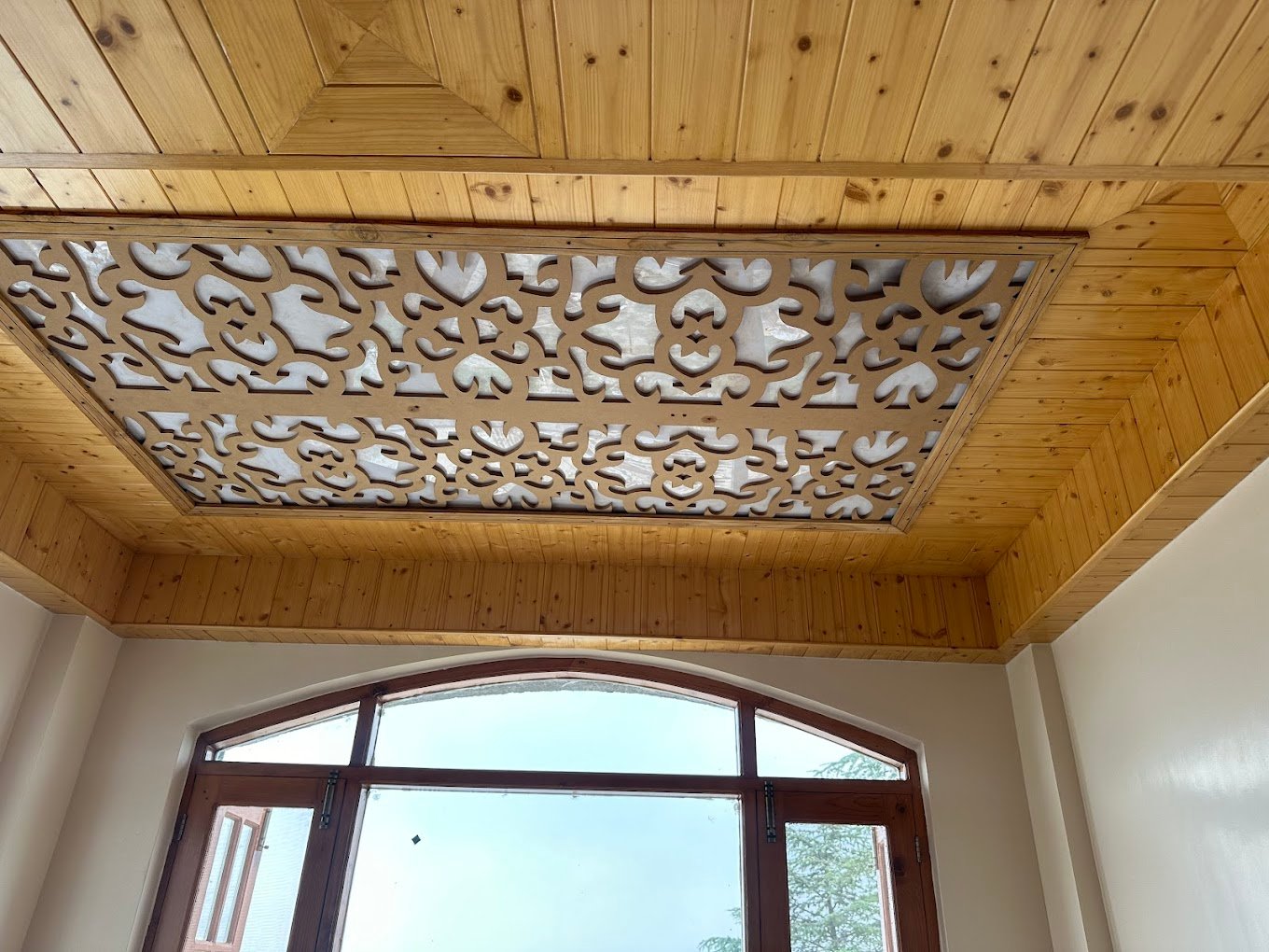 Om Parkash – Wood Works, Carpenter in Shimla, Himachal Pradesh