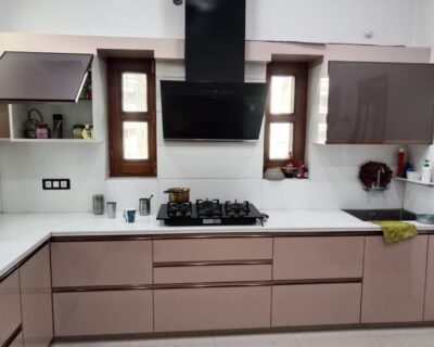 Om Parkash – Wood Works, Carpenter in Shimla, Himachal Pradesh