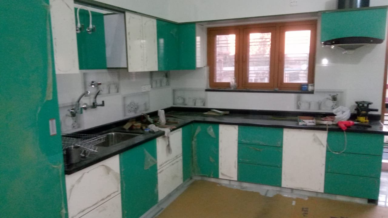 Rajdhani Furniture – Carpenter in Dehradun, Uttarakhand