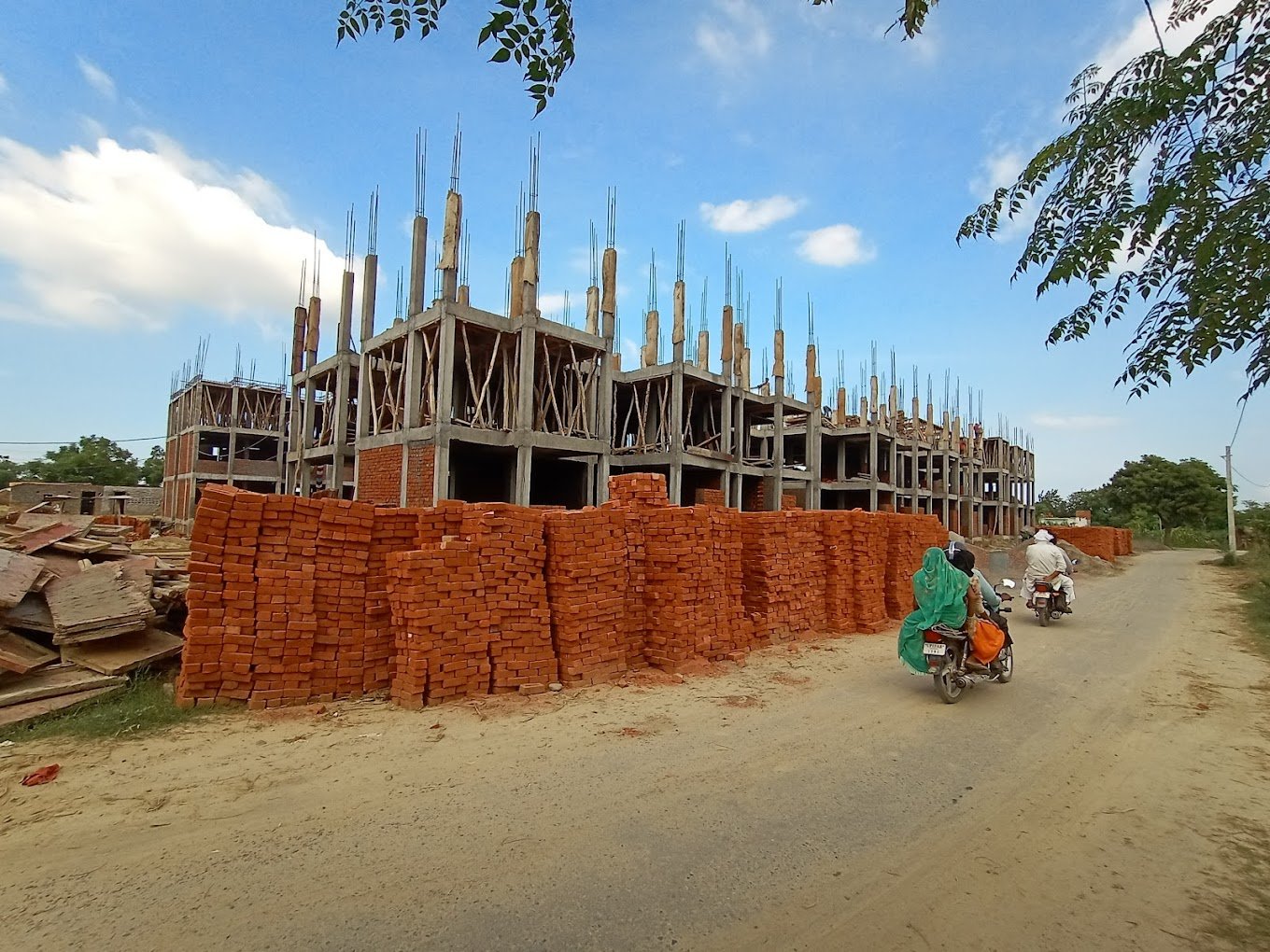 Som Shuttering Contractors in Meerut, Uttar Pradesh