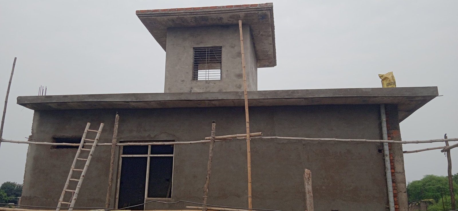 Dharmendra – Cement Plastering, Best Wall Plaster Work in Jhansi