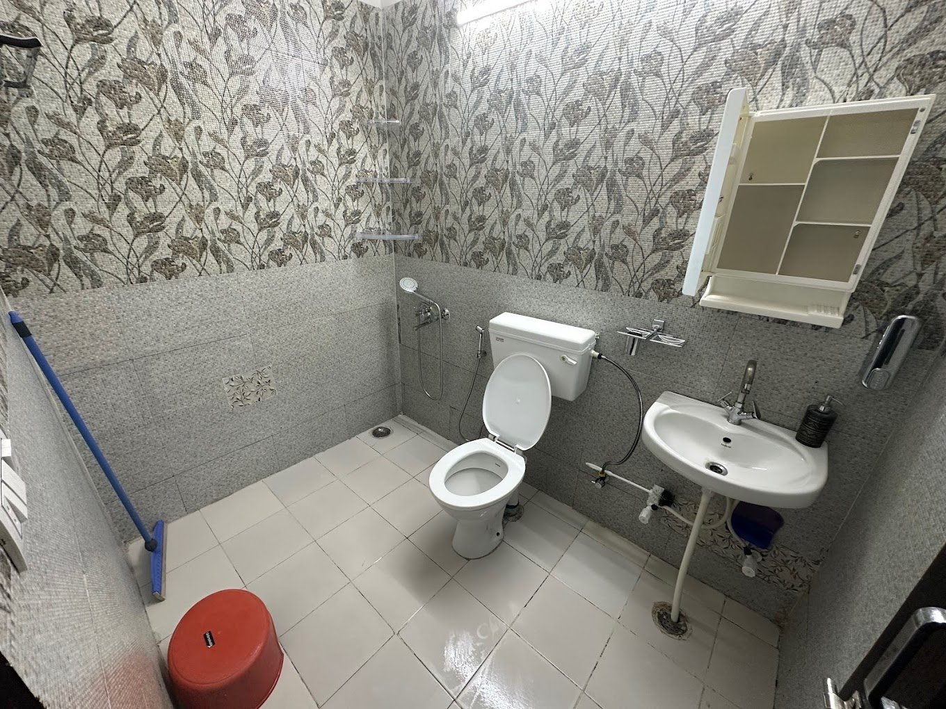 Vedika Residential Home & Commercial Building Deep Cleaning | Best Cleaning Services in Faridabad