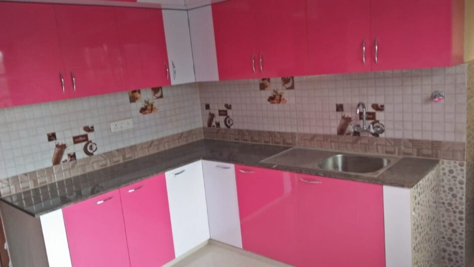 Anand panchal best carpenter in jhansi